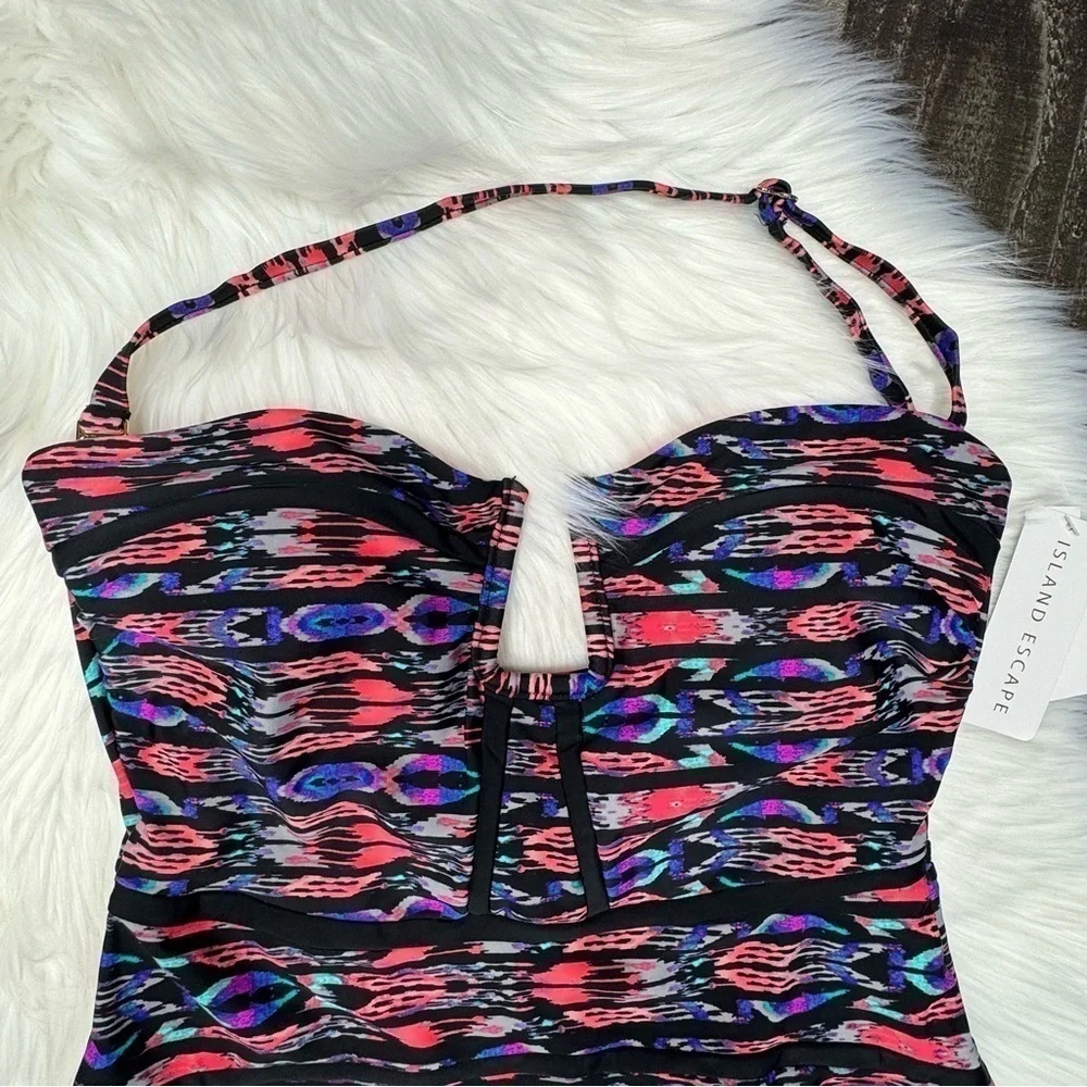 NWT Island Escape Antigua Bandini size 6
